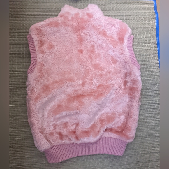 Y2K pink fuzzy vest from Japan M - Picture 3 of 3